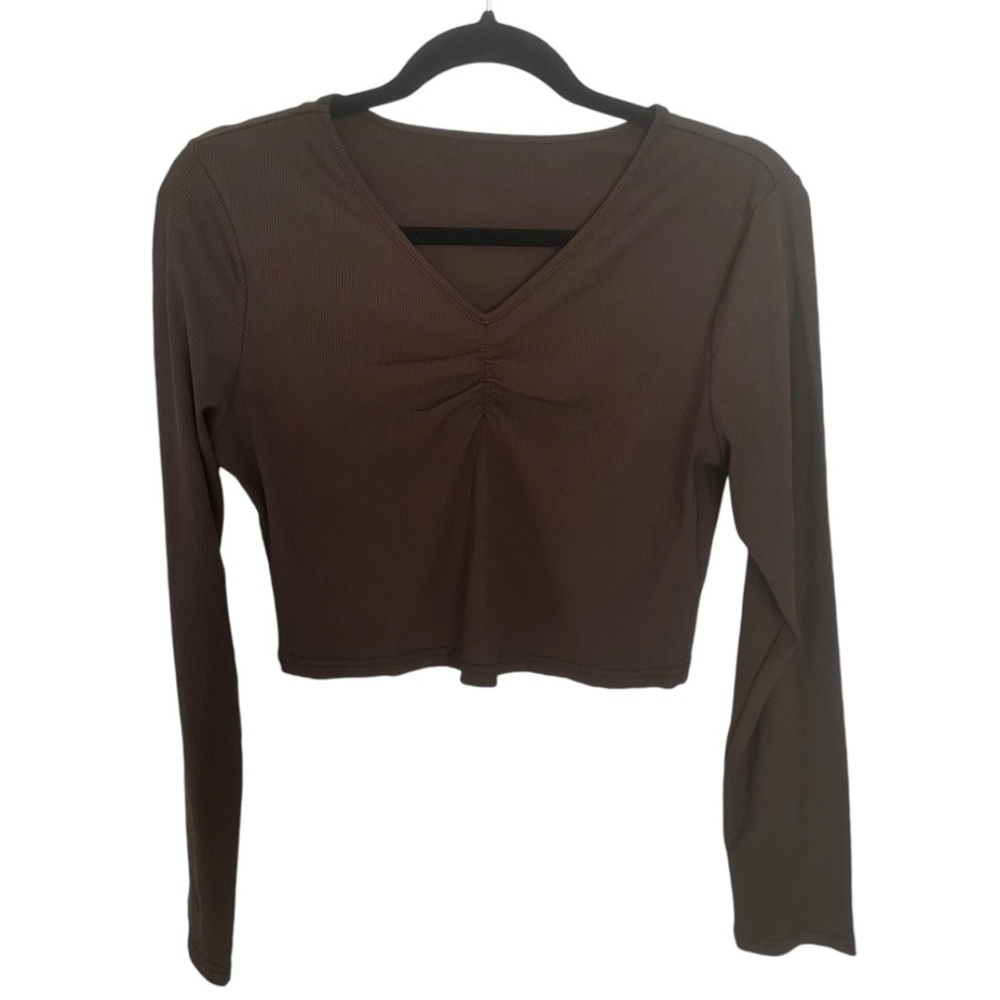 ROMWE NWT Brown Long Sleeve Cropped Tee